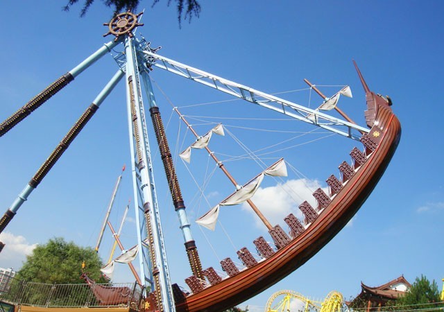 板桥镇大型海盗船